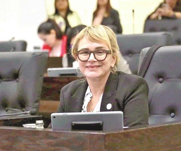 Propone iniciativa para evitar cobros de grúas Propone iniciativa para evitar cobros de grúas