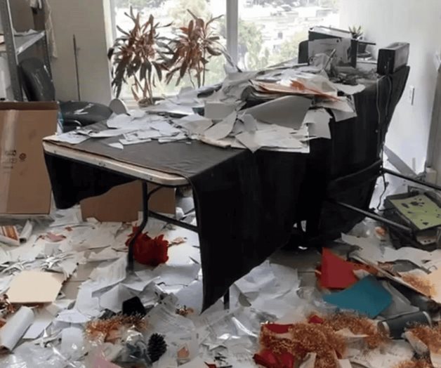 Niega CNTE destrozos en edificio de la SEP