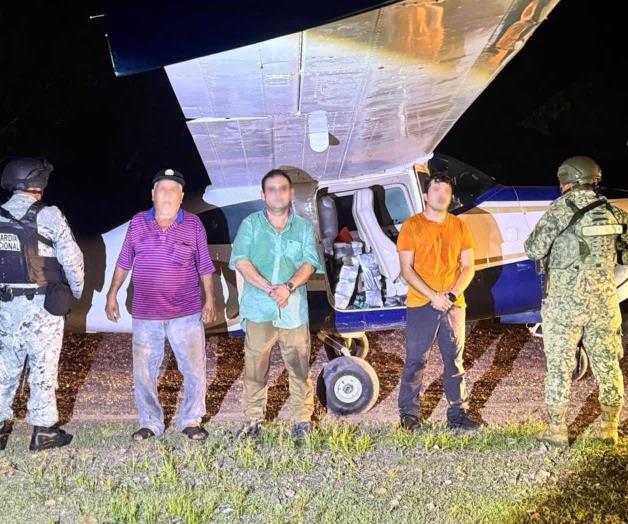Interceptan aeronave en pista clandestina Interceptan aeronave en pista clandestina