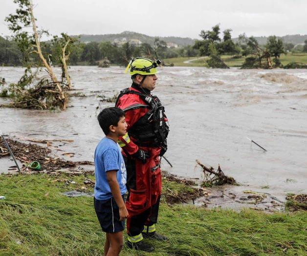 Al menos 15 menores entre los muertos por inundaciones repentinas en Texas Al menos 15 menores entre los muertos por inundaciones repentinas en Texas
