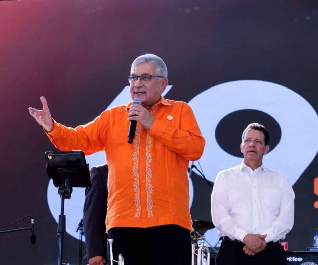 Sube la tensión  entre docentes