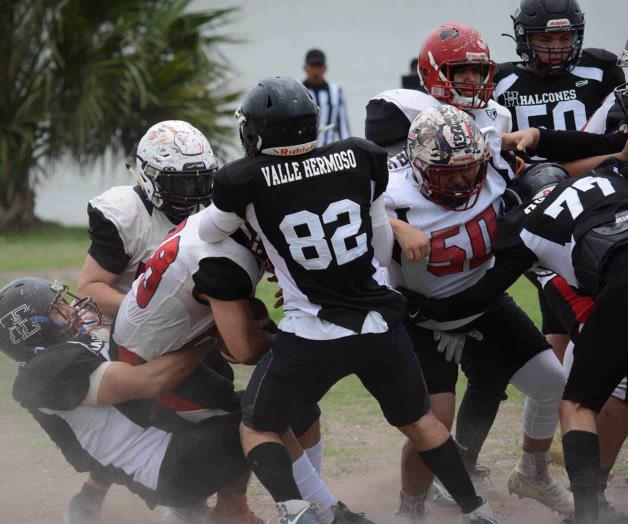 Compartieron el emparrillado Búfalos, Coyotes y Halcones Compartieron el emparrillado Búfalos, Coyotes y Halcones