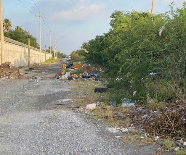 Convierten calle en tiradero en fraccionamiento Oasis