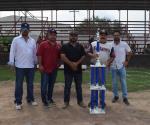Premian a beisbolistas
