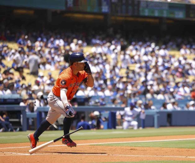Walker, Díaz y Altuve conectan jonrones en el triunfo de Astros Walker, Díaz y Altuve conectan jonrones en el triunfo de Astros