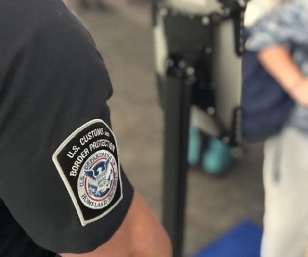 Mexicana intenta entrar a EU alegando ser estadounidense Mexicana intenta entrar a EU alegando ser estadounidense