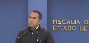 Adrián López renuncia como fiscal de Michoacán