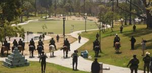 Guardia Nacional protege agentes de inmigración en redada en Los Ángeles