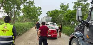 Campesinos cumplen más de 24 horas bloqueando la carretera Victoria–Matamoros