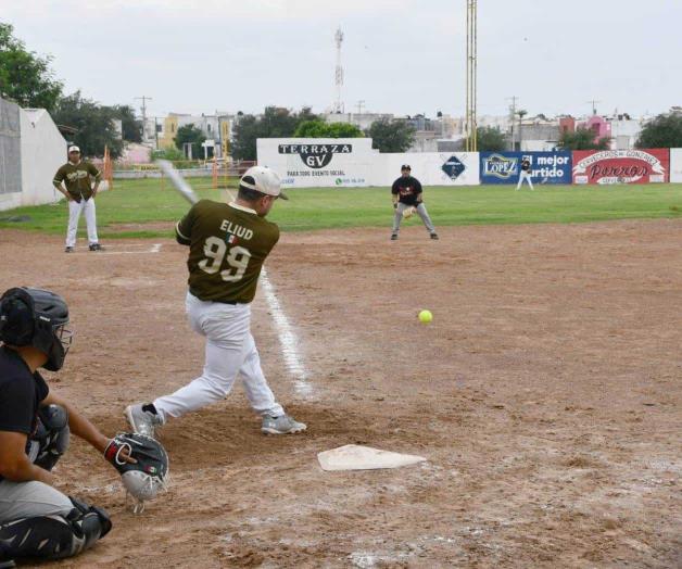 La Familia barre en la serie final