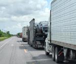 Campesinos cumplen más de 24 horas bloqueando la carretera Victoria–Matamoros