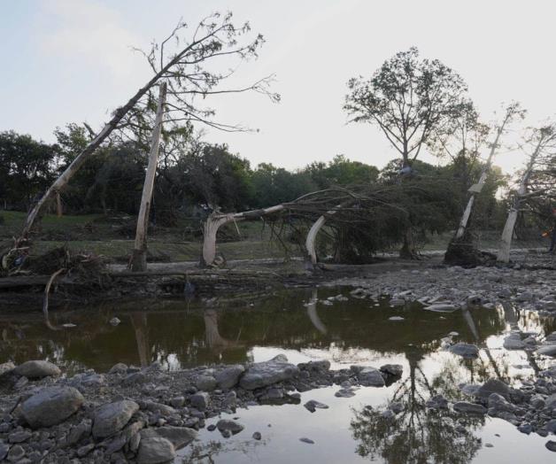 Lluvias intensas en Texas causan caos y tragedia Lluvias intensas en Texas causan caos y tragedia