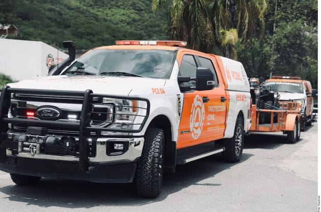 Salen rescatistas de NL rumbo a Texas