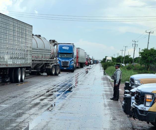 Sorgueros van por nuevo cierre carretero este viernes Sorgueros van por nuevo cierre carretero este viernes