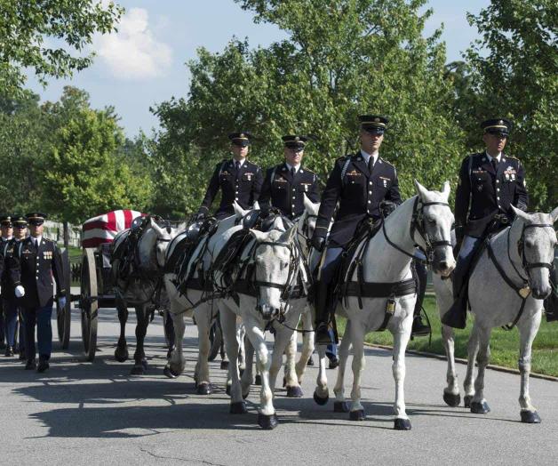 Pondrá fin a los programas ceremoniales con caballos Pondrá fin a los programas ceremoniales con caballos