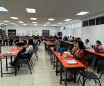 Imparten curso para maestros