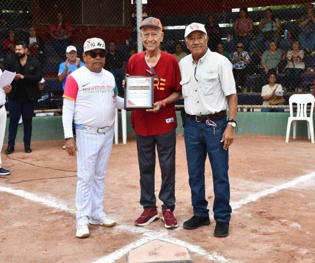 ´Play ball´ en la Veteranos ´Play ball´ en la Veteranos