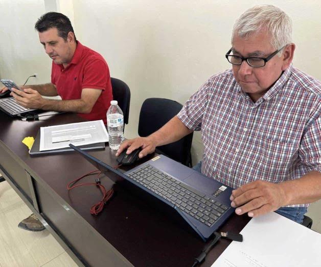 Firma PT convenio para apoyar con becas a los estudiantes