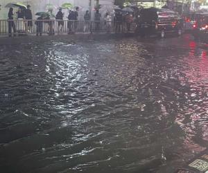 Sirenas suenan en Jap&oacute;n: Lluvias intensas y at&iacute;picas golpean Tokio