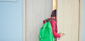 Alertan abandono escolar de casi un millón en 2024-2025
