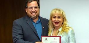 Nora de los Reyes asume Subsecretaría de Básica