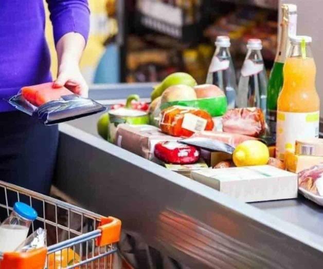 Se estanca el gasto privado por menor ingreso de los hogares