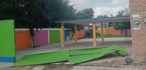 Conductor se da a la fuga tras chocar contra preescolar en Río Bravo