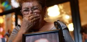 Rescatan 383 cuerpos pero no avanzan en proceso de identificación