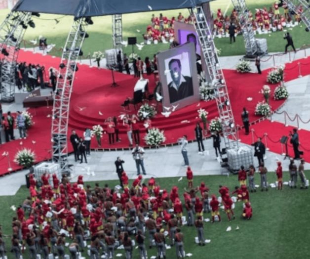 Controversia por teorías conspirativas sobre la muerte de Chespirito Controversia por teorías conspirativas sobre la muerte de Chespirito