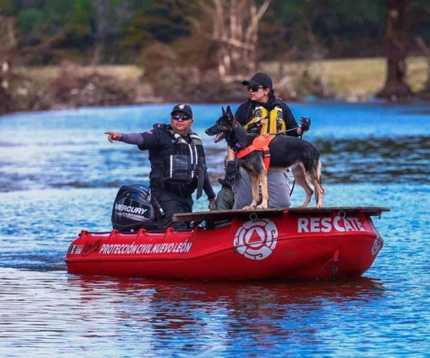 Buzos de Protecci&oacute;n Civil de Nuevo Le&oacute;n en Misi&oacute;n de Rescate en Texas