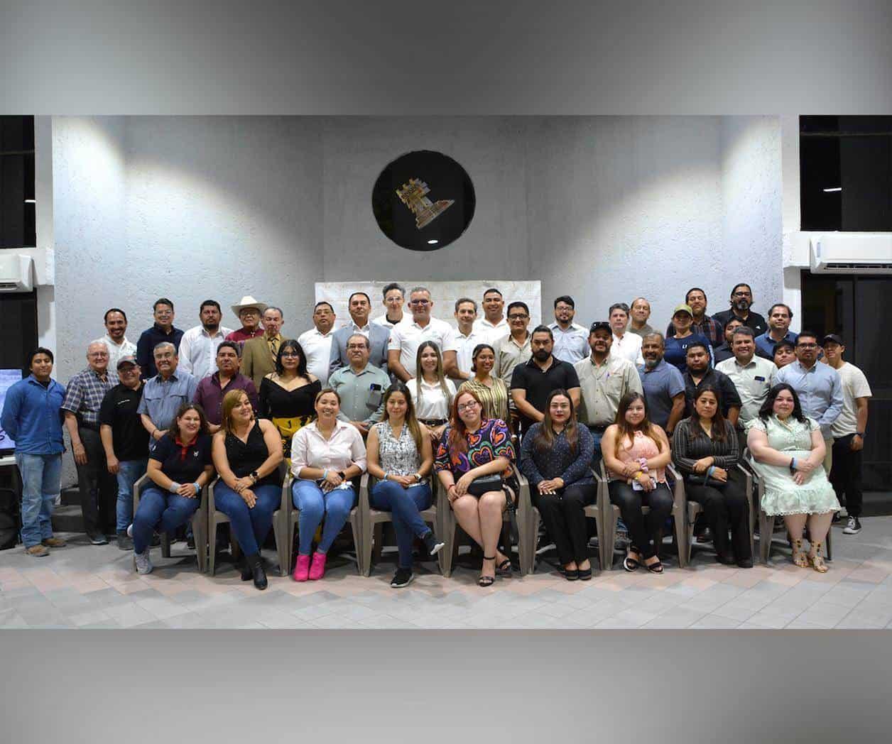 Celebran 100 días de trabajo