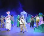 Despliegan estudiantes  su talento en obra teatral
