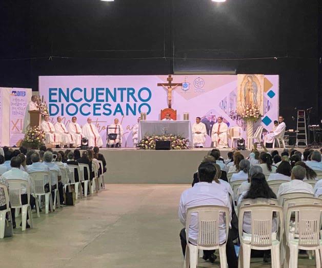 Encuentro de ministros y laicos Encuentro de ministros y laicos