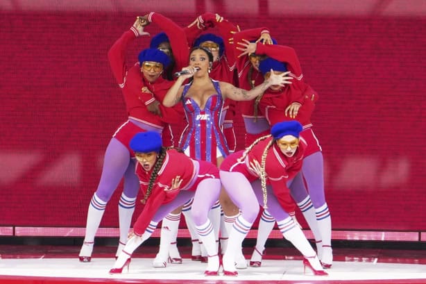 Doja Cat en el escenario