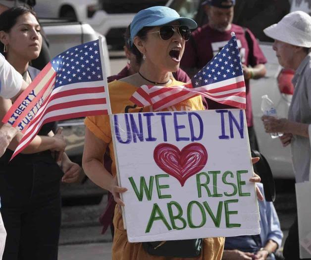 El apoyo a la inmigración alcanza máximo histórico El apoyo a la inmigración alcanza máximo histórico