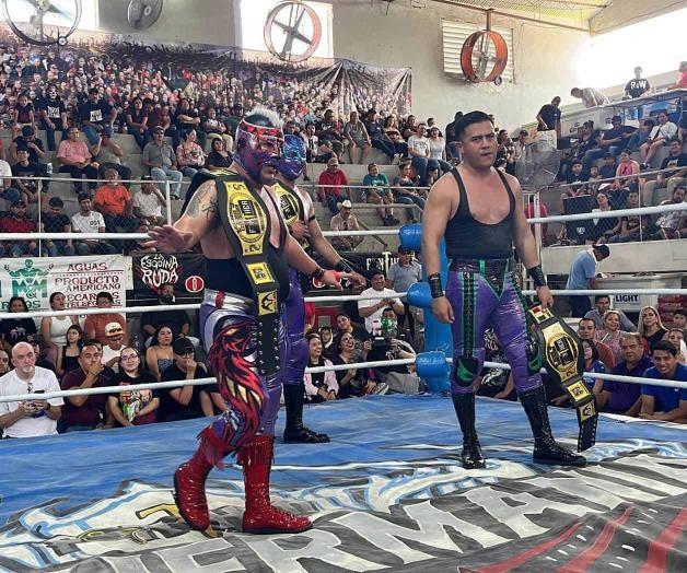 Juniors Intachables retienen cinturones Juniors Intachables retienen cinturones