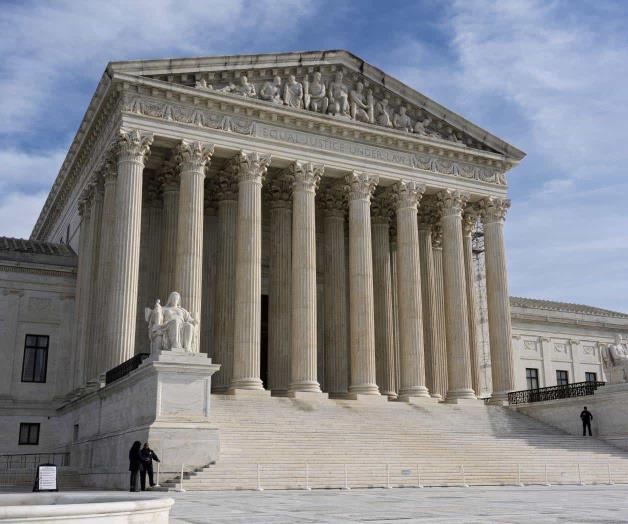 Permite Corte Suprema a Trump despedir a casi 1,400 empleados Permite Corte Suprema a Trump despedir a casi 1,400 empleados
