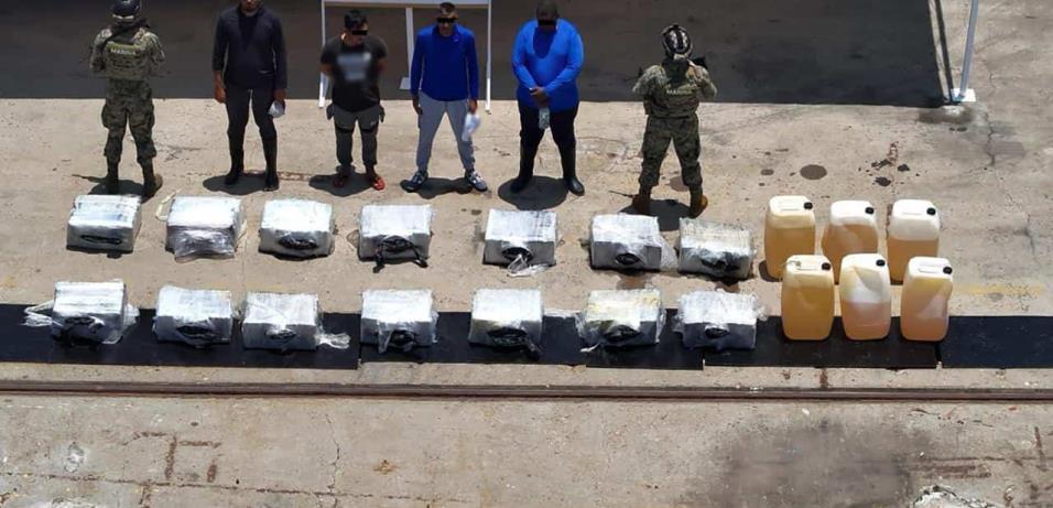 Aseguran más de media tonelada de  cocaína en costas de Oaxaca