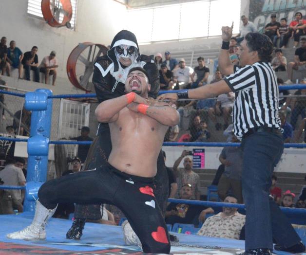 Apuestan cabelleras y máscara Apuestan cabelleras y máscara