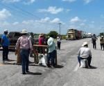De nuevo, bloquean productores de sorgo carretera Victoria-Matamoros