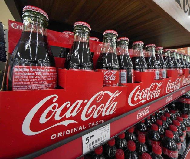 Anuncia Trump que Coca-Cola usará azúcar real en su refresco Anuncia Trump que Coca-Cola usará azúcar real en su refresco