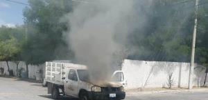 Se incendia camioneta repartidora en colonia Los Pinos de Río Bravo