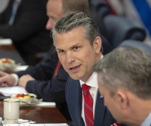 Expone plan para detener a migrantes en bases militares Expone plan para detener a migrantes en bases militares