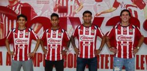 Presentación de Chivas con Gabriel Milito como entrenador