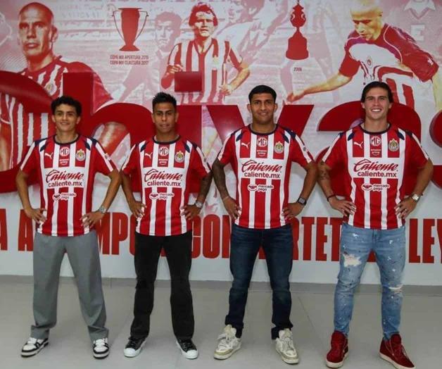 Presentaci&oacute;n de Chivas con Gabriel Milito como entrenador