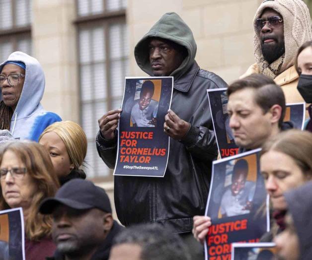 Familia demanda a Atlanta tras la muerte de hombre sin hogar