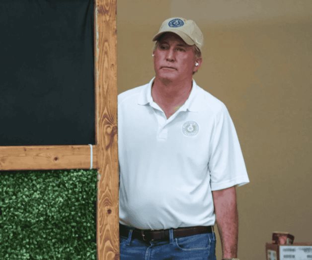 Demanda fiscal a un programa  de nataci&oacute;n