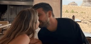 Piqué aparece con Clara Chía en nuevas postales románticas