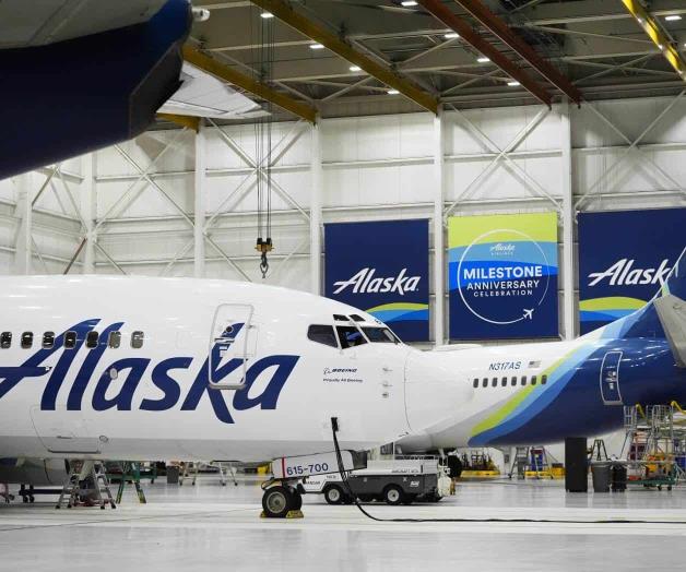Alaska Airlines reanuda sus vuelos tras falla que detuvo todos sus aviones Alaska Airlines reanuda sus vuelos tras falla que detuvo todos sus aviones
