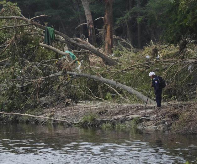 Inundaciones dejaron a cientos de desaparecidos Inundaciones dejaron a cientos de desaparecidos